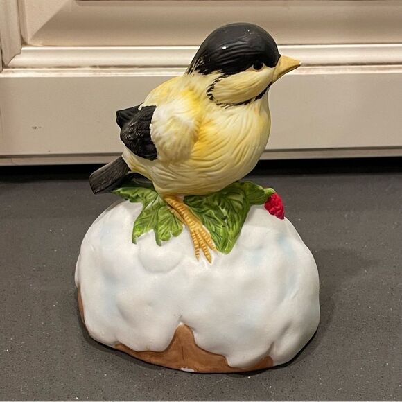 Chickadee yellow porcelain bird music box für Elise - Picture 7 of 10